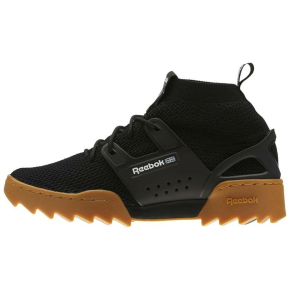 Reebok Classics Men's Workout Sneakers - Picture 2 of 6